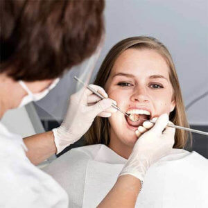 Stomatologia zachowawcza i endodoncja